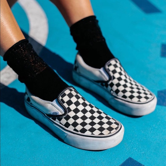 Vans Shoes - Vans slip on platform